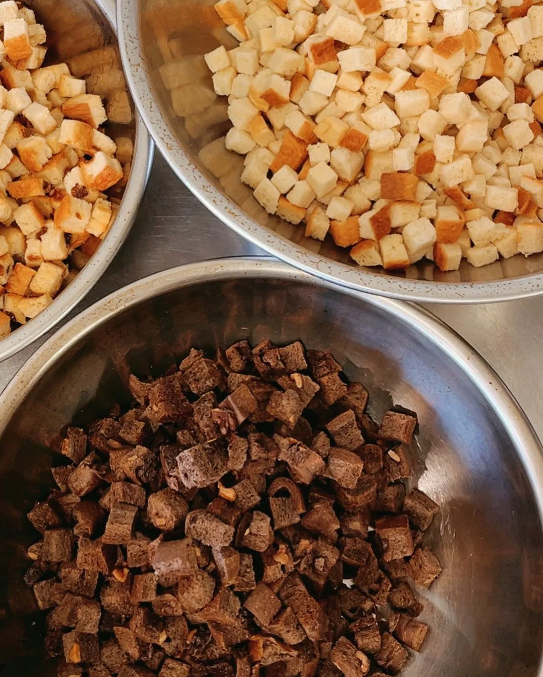 ノンフライでサクサクの食感が自慢のラスク！😋